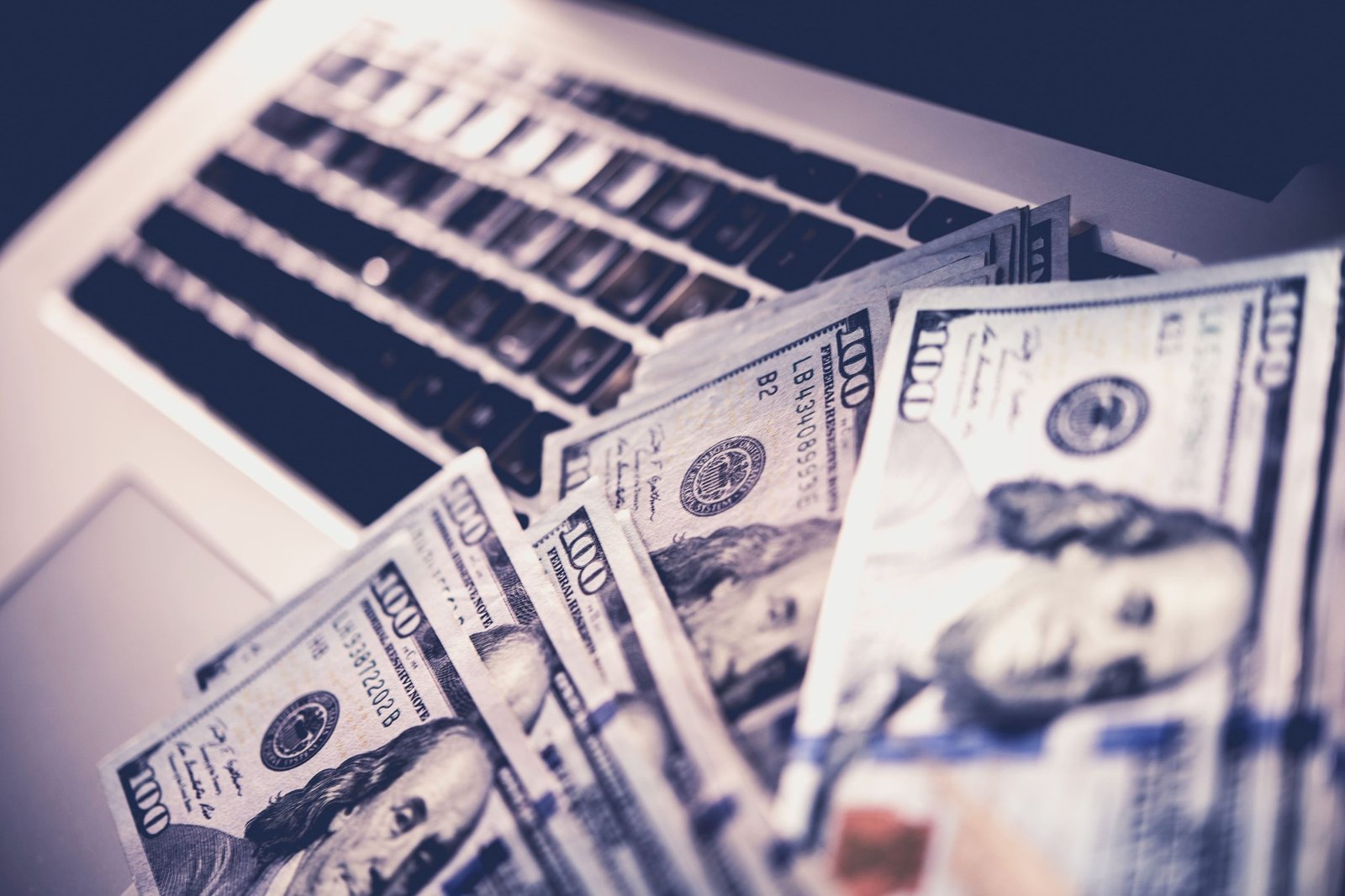 Facebook Ads vs Google Ads: Best Platform for High ROI & Sales
